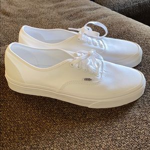 Men’s White Vans Brand New
